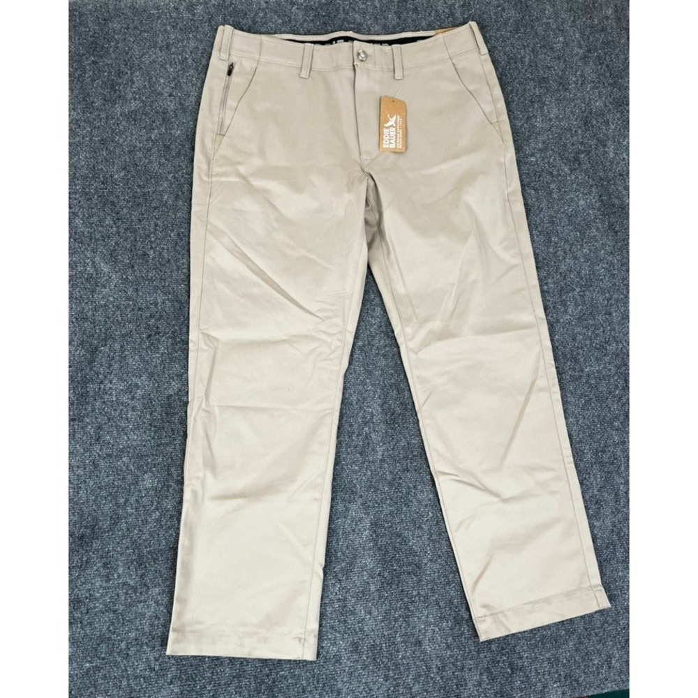 NWT Eddie Bauer Mens Flex Sport Chino Pants Khaki Straight Leg Classic Fit 36X30
